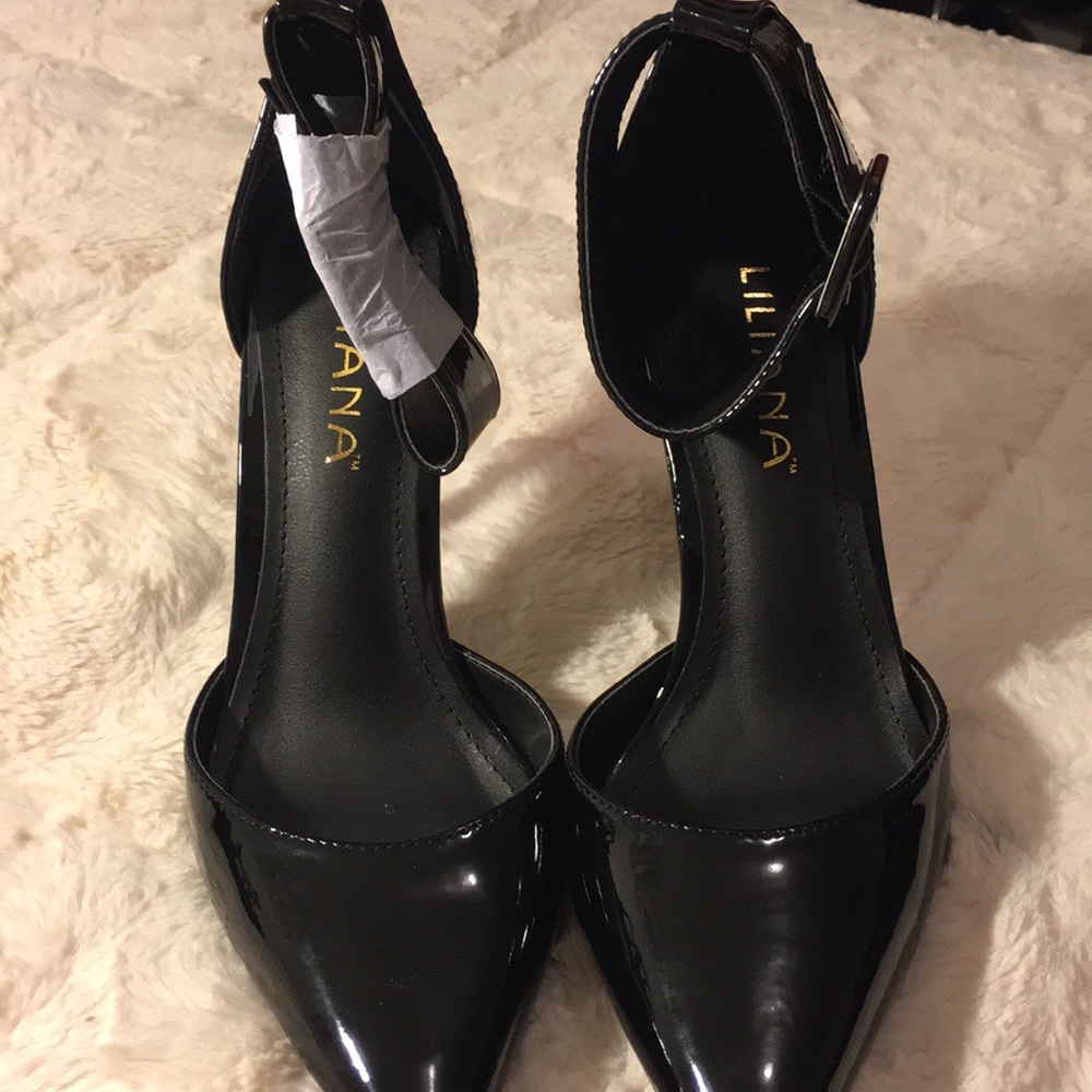I buy this heel but never wear because wrong was